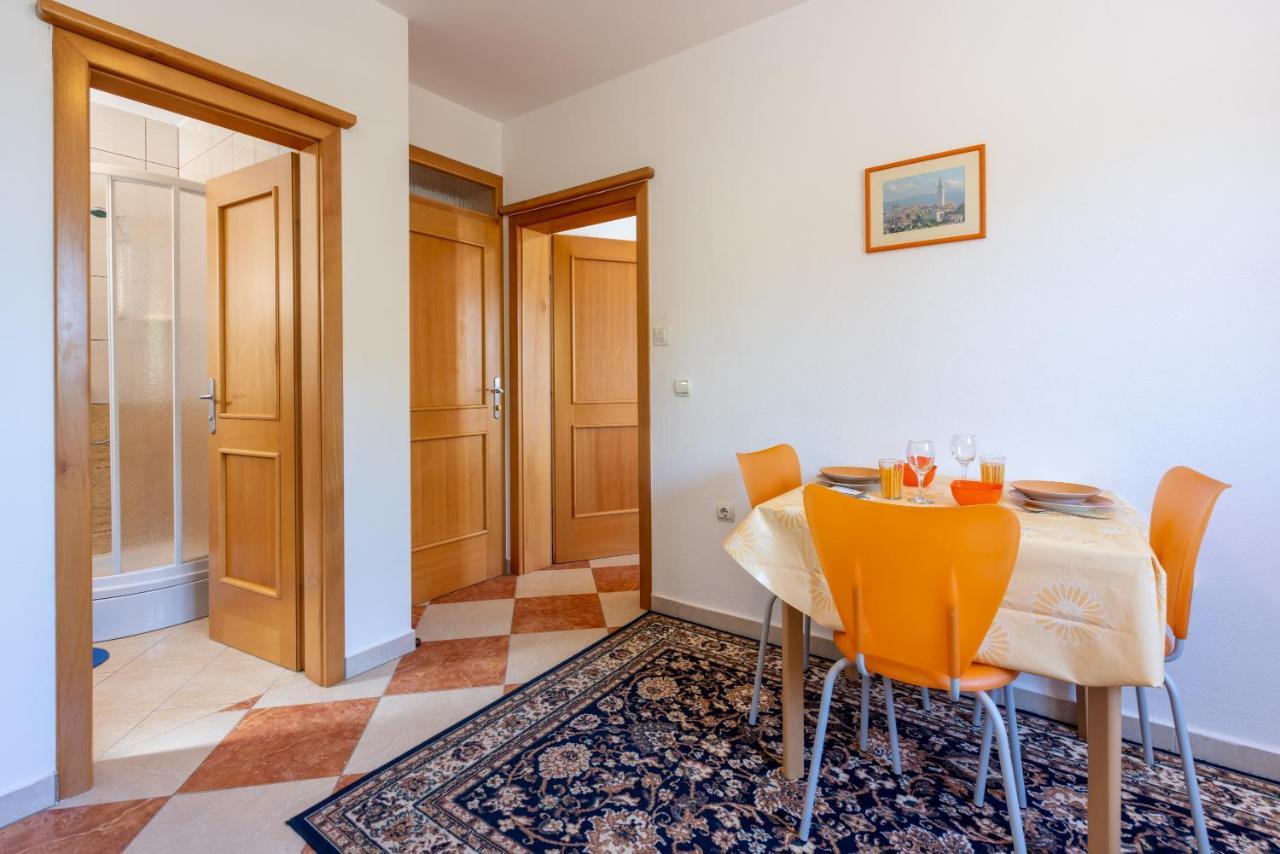 Apartmani Jaric Novi Vinodolski Exterior foto